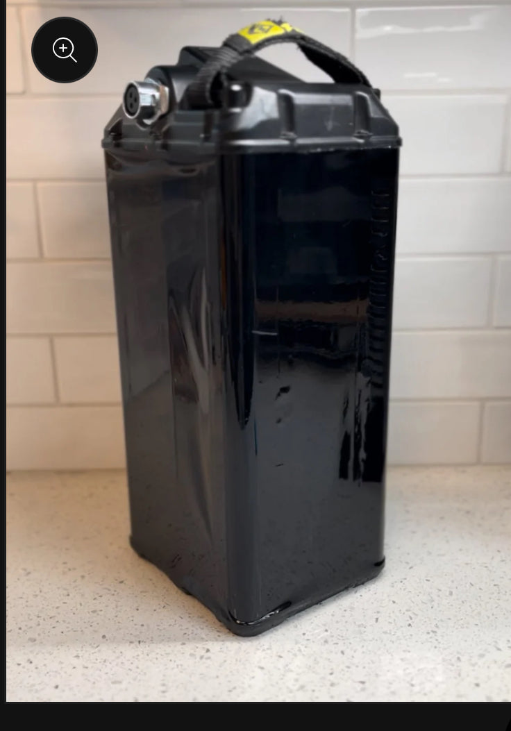 "Invisible" Gloss Black Surron Battery Wrap